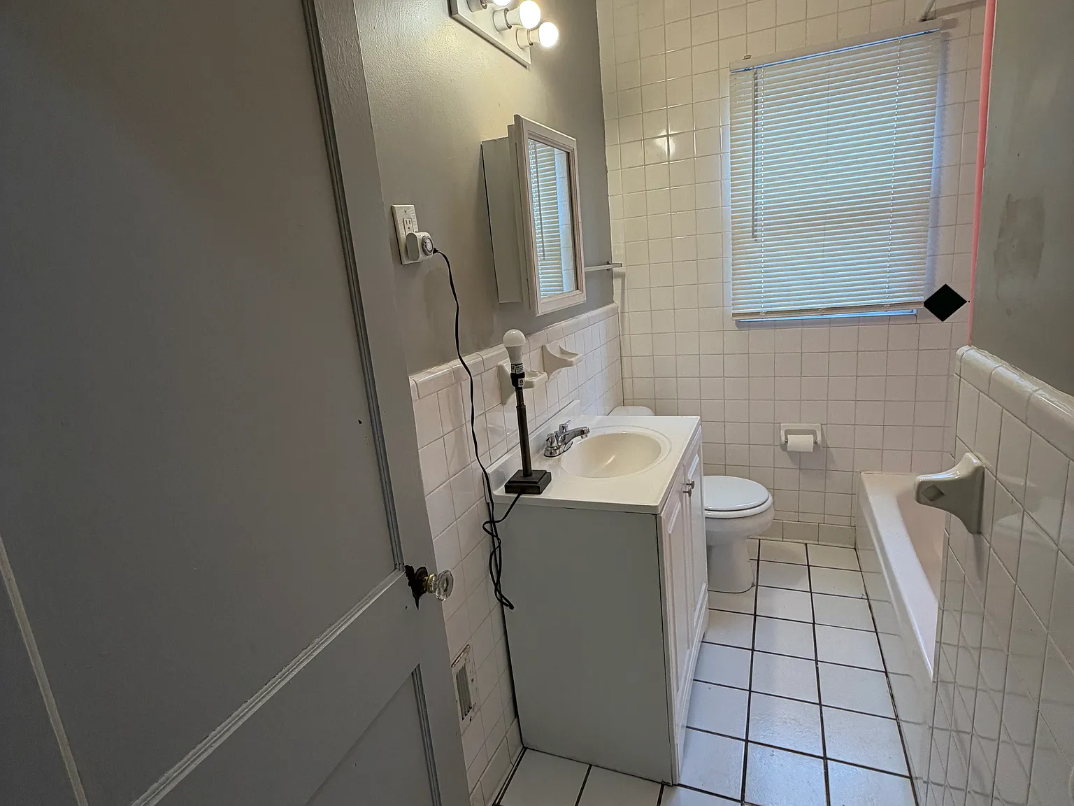 2 bed, 995 sqft, $1,000 — Photo 2
