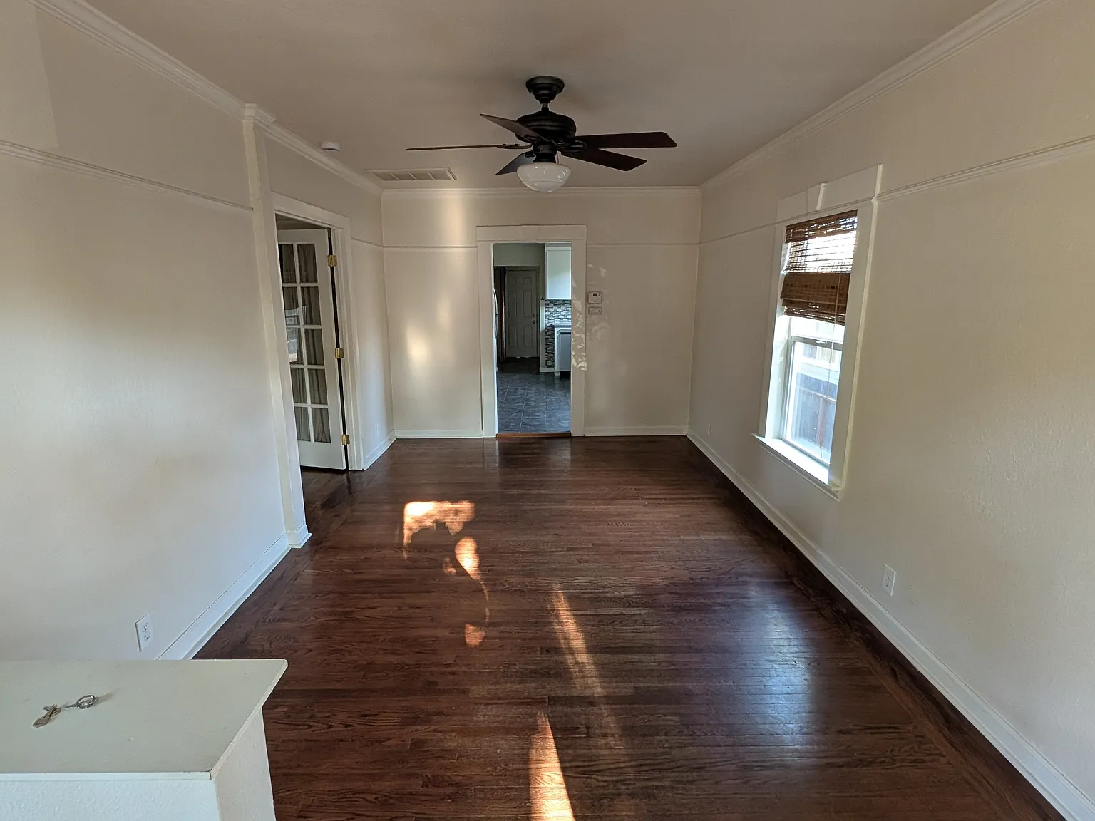 2 bed, 1000 sqft, $2,550 — Photo 3