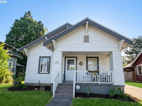 355 24th St SE, Salem, OR 97301