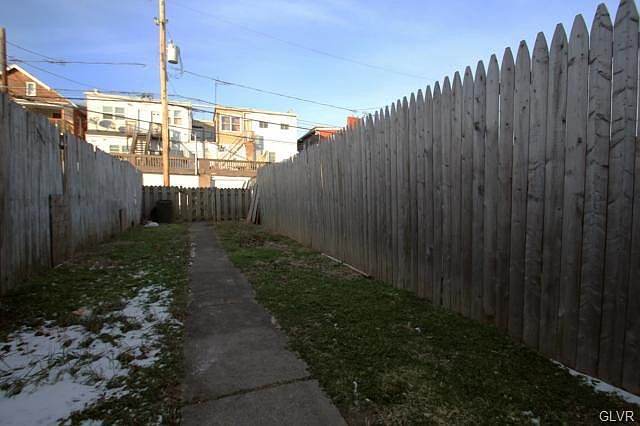 2nd image of 1914 Glendale Ave
