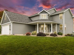 5051 Schwiebert Ct, Walker, IA 52352