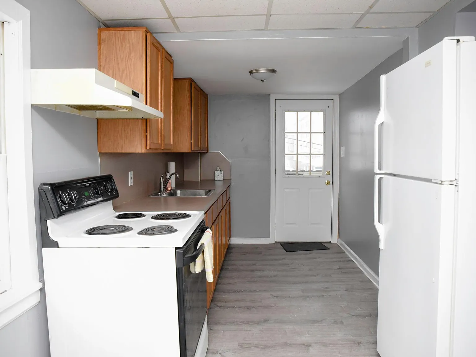 2 bed, 1400 sqft, $1,700 — Photo 2