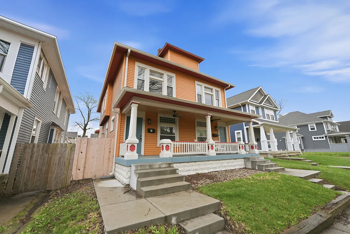 Building Photo - 807 N Hamilton Ave