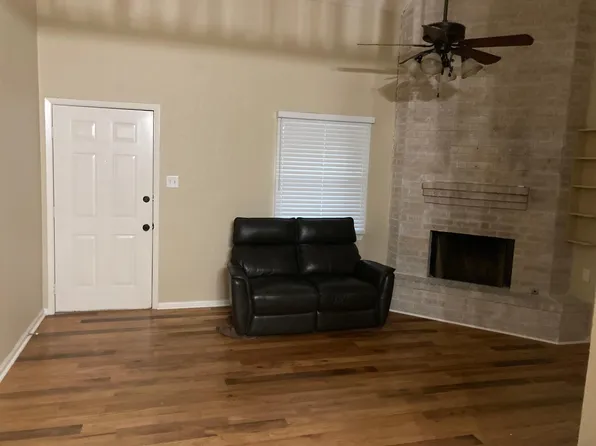 1530 Old Marion Rd #1530, New Braunfels, TX 78130