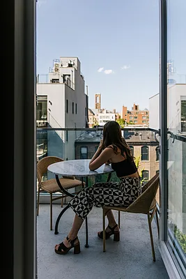 Rented by MNS | media 3