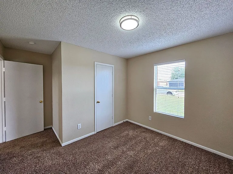 4306 Secretariat Dr — Photo 14
