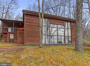 1806 Hoy Rd, Augusta, WV 26704