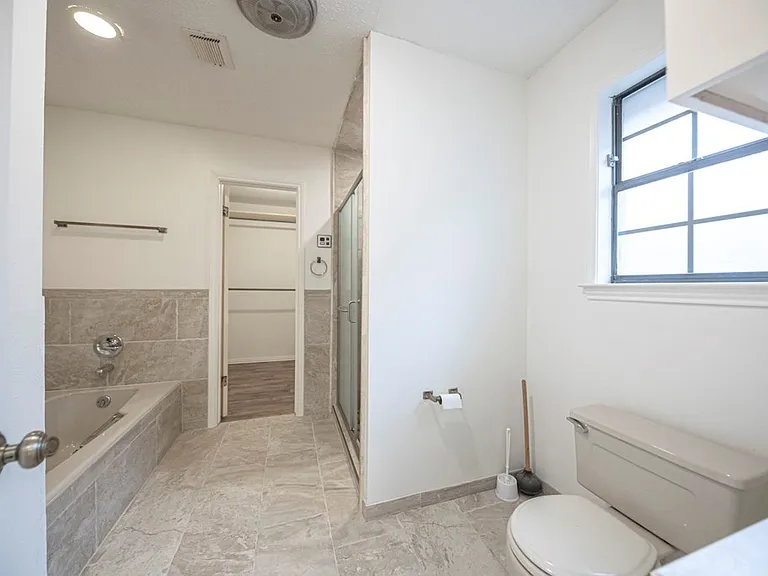 4007 Crestridge Dr — Photo 49