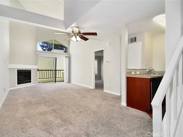 5500 Owensmouth Ave APT 311, Woodland Hills, CA 91367