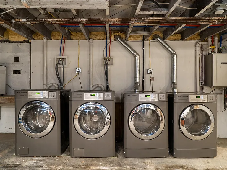 Building Laundry