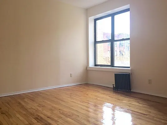 Rented by Bohemia Realty Group | media 7