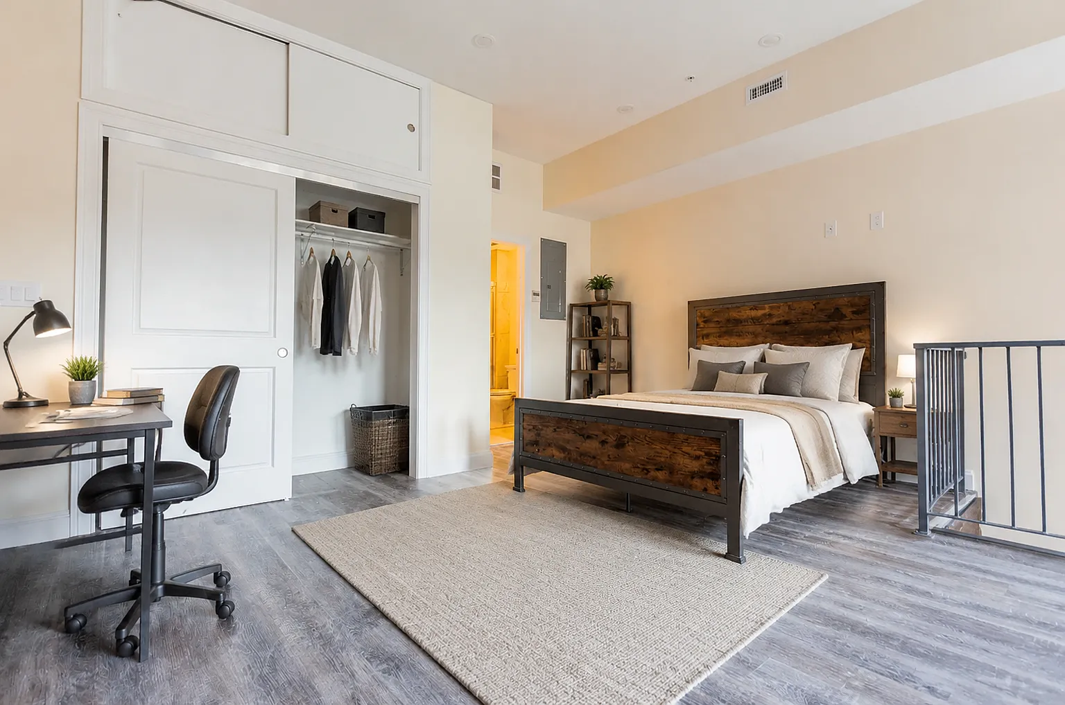1 bed, 600 sqft, $3,400 — Photo 3