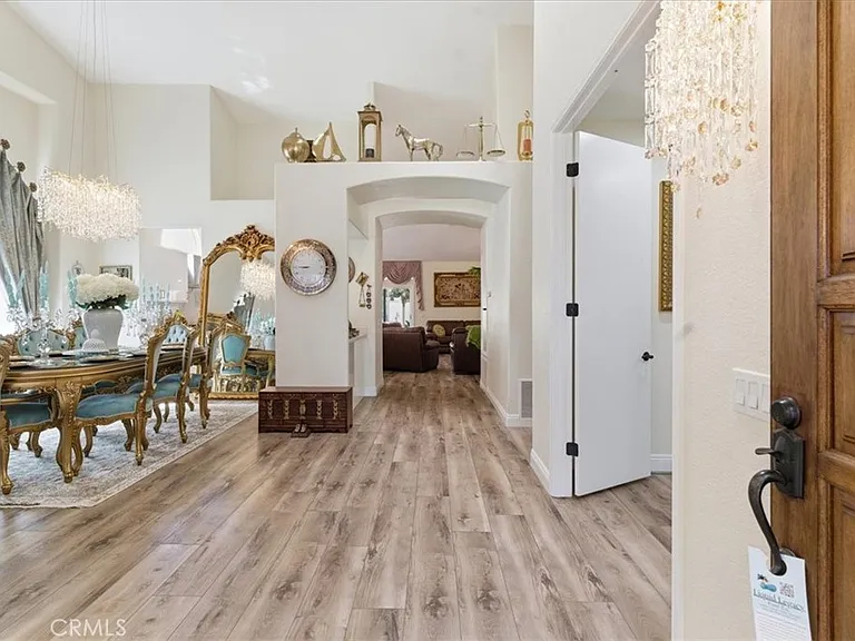 2749 Silver Oak Pl — Photo 40