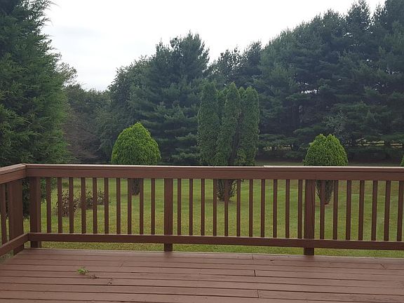 4th image of 15001 Gretna Green Dr
