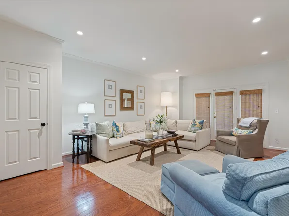 244 Westchase Dr, Nashville, TN 37205