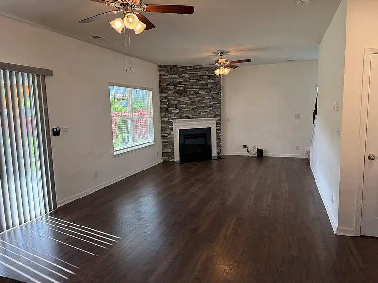 12155 Evergreen Terrace Ln — Photo 41
