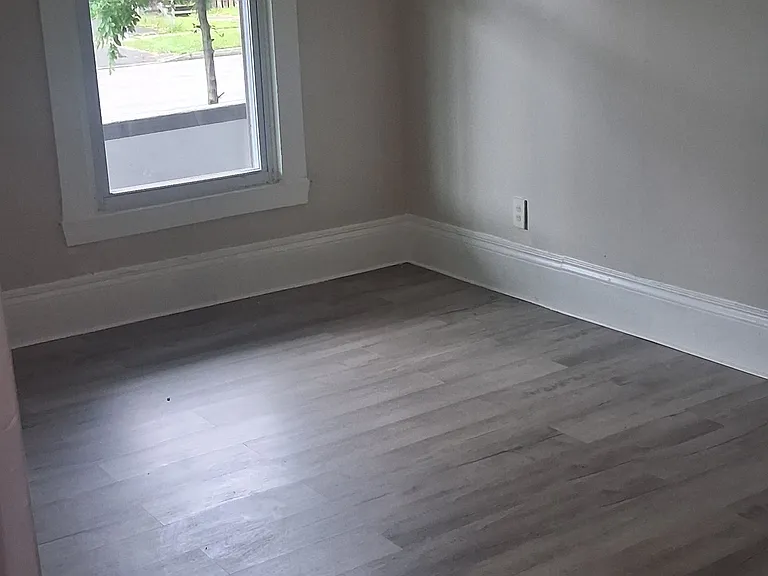 811 Tallman St #811 — Photo 1