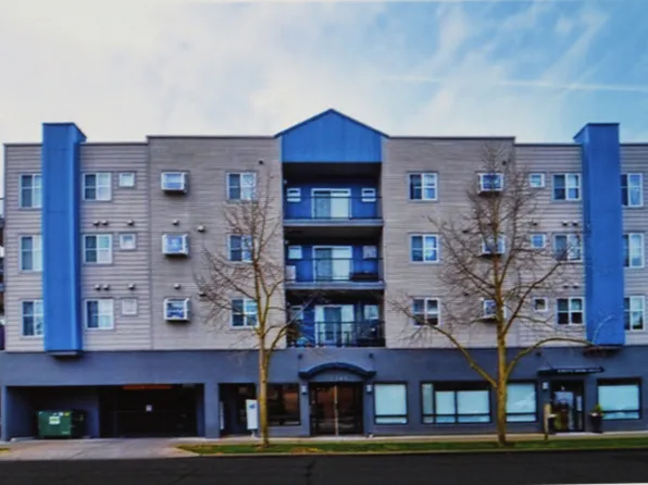 12345 Roosevelt Way NE APT 401, Seattle, WA 98125