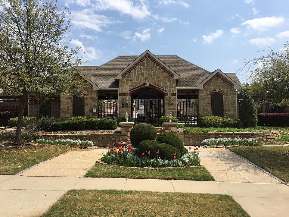 2nd image of 1434 Biltmore Ln