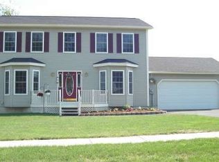 22 Overlake Dr, Milton, VT 05468