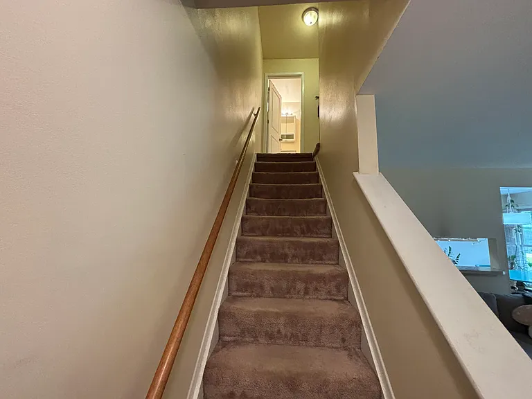 2078 Glenbridge Ct — Photo 8