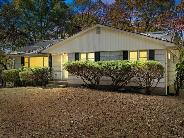 119 Gallows Hill Road, Cortlandt Manor, NY 10567