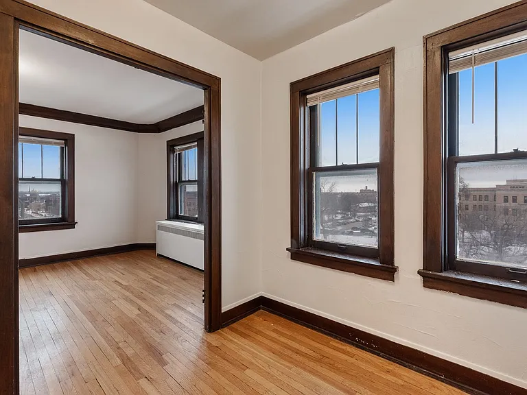 The Sheridan — Photo 46