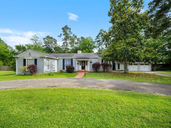 709 Pinetree Ln, Lufkin, TX 75904