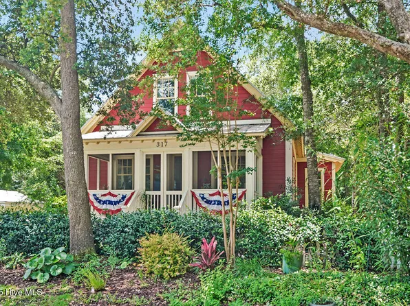 317 Fire Fly Lane, Southport, NC 28461