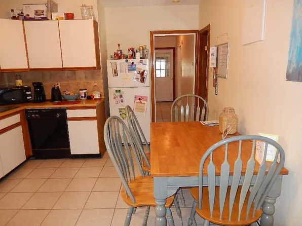 83 Yorktown St, Somerville, MA