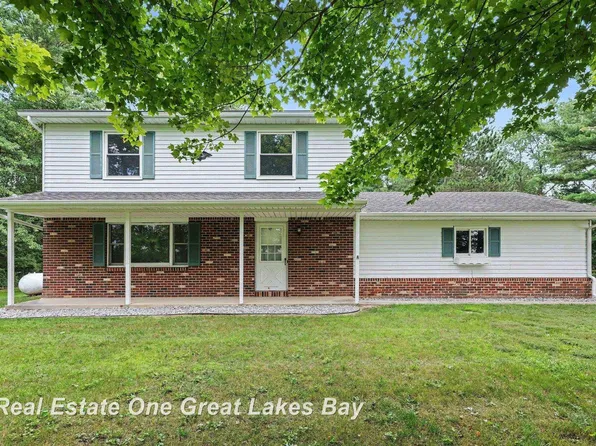 2289 S Brennan Rd, Hemlock, MI 48626