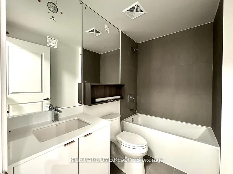 100 Dalhousie St #409 — Photo 12