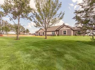 685 County Road 3696, Springtown, TX 76082