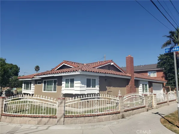 7950 Lynda Ln, Bell Gardens, CA 90201