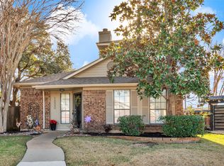 1000 Alameda Dr, Carrollton, TX 75007