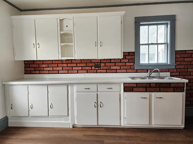 281 Wilson St — Photo 20