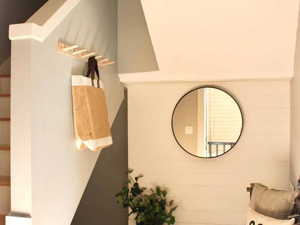 First floor entryway