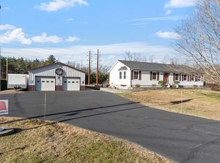 208 Turners Falls Rd, Montague, MA 01351