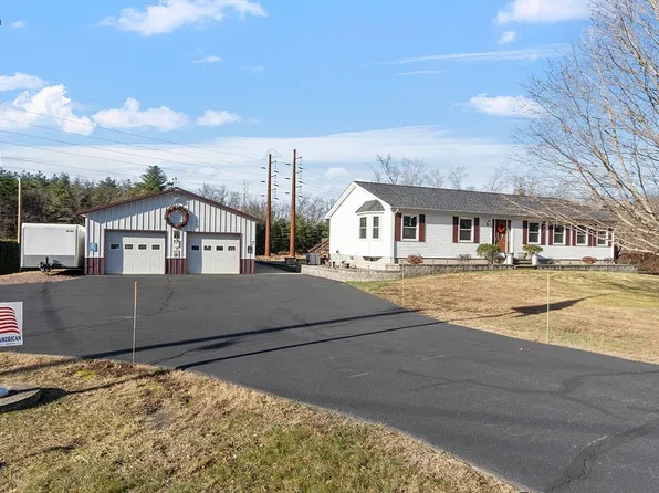 208 Turners Falls Rd, Montague, MA 01351