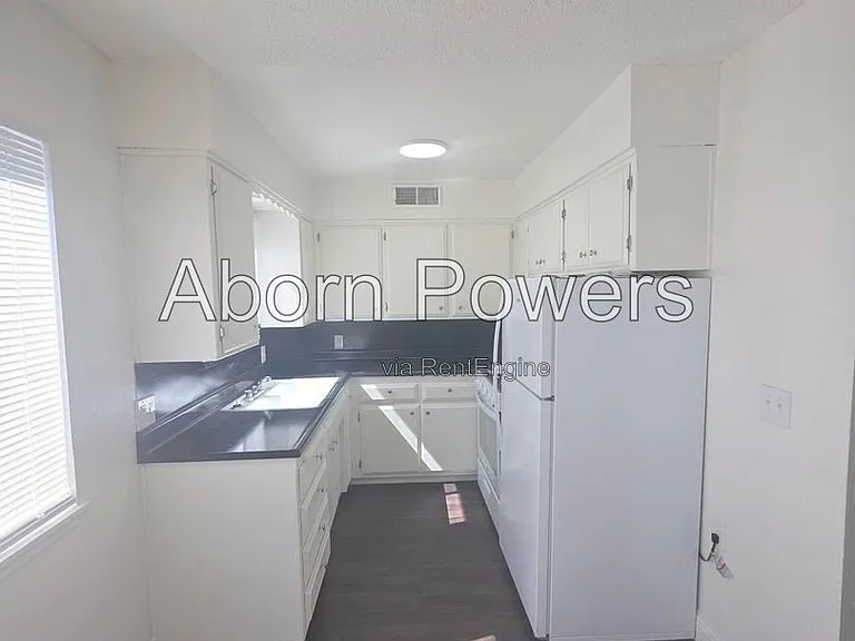 1235 Williams Way #9 — Photo 1