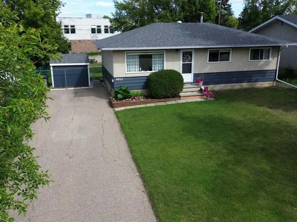 8803 W 98th St, Grande Prairie, AB T8V 2C9