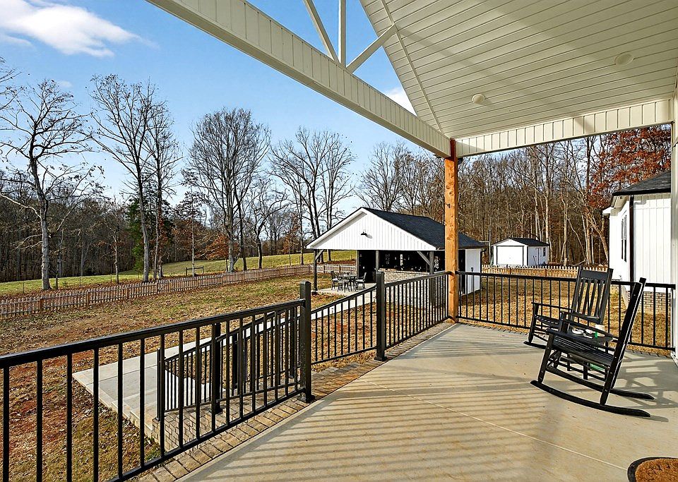57th image of 377 Margot Dr