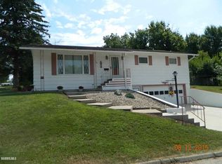 502 S Carroll St, Mount Carroll, IL 61053