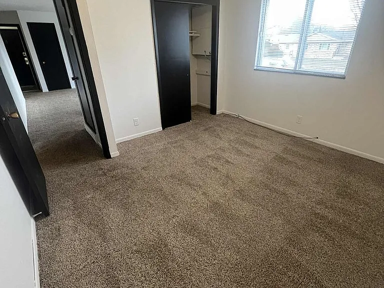 1210 SE Belmont Drive — Photo 10