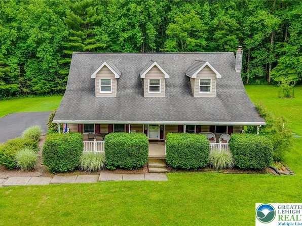 142 Hickory Ln, Saylorsburg, PA 18353