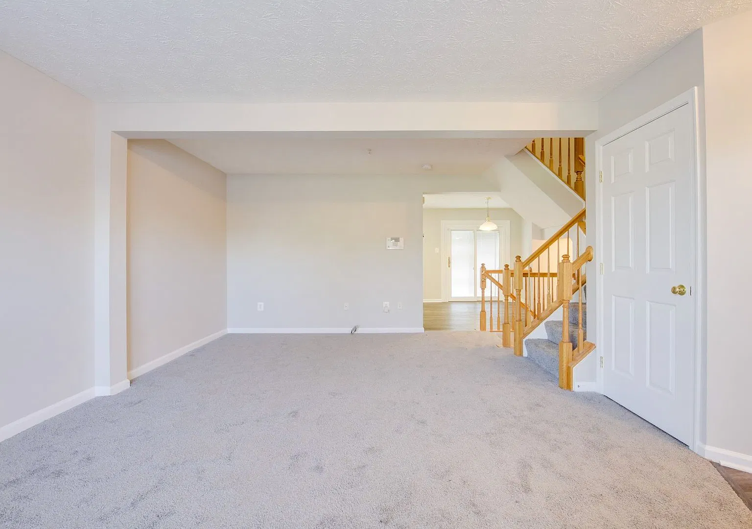 Spacious 3bd 2/2bth Townhome for Rent in Owings Mills — Photo 4