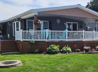 2781 N Island Dr, Ludington, MI 49431