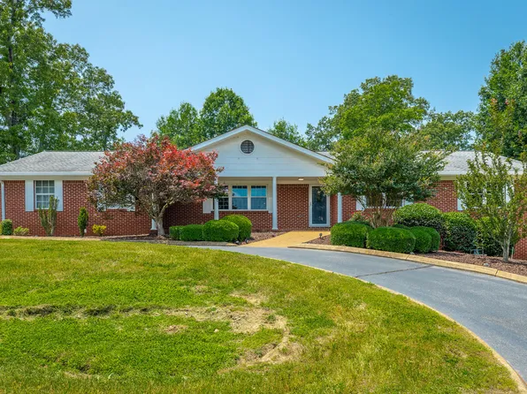 10207 Bear Trail Dr, Soddy Daisy, TN 37379