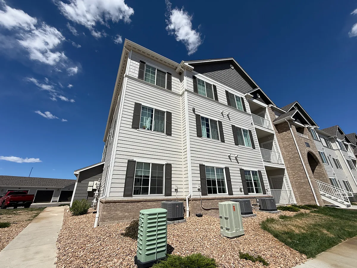 Building Photo - 15700 E Jamison Dr #101-8