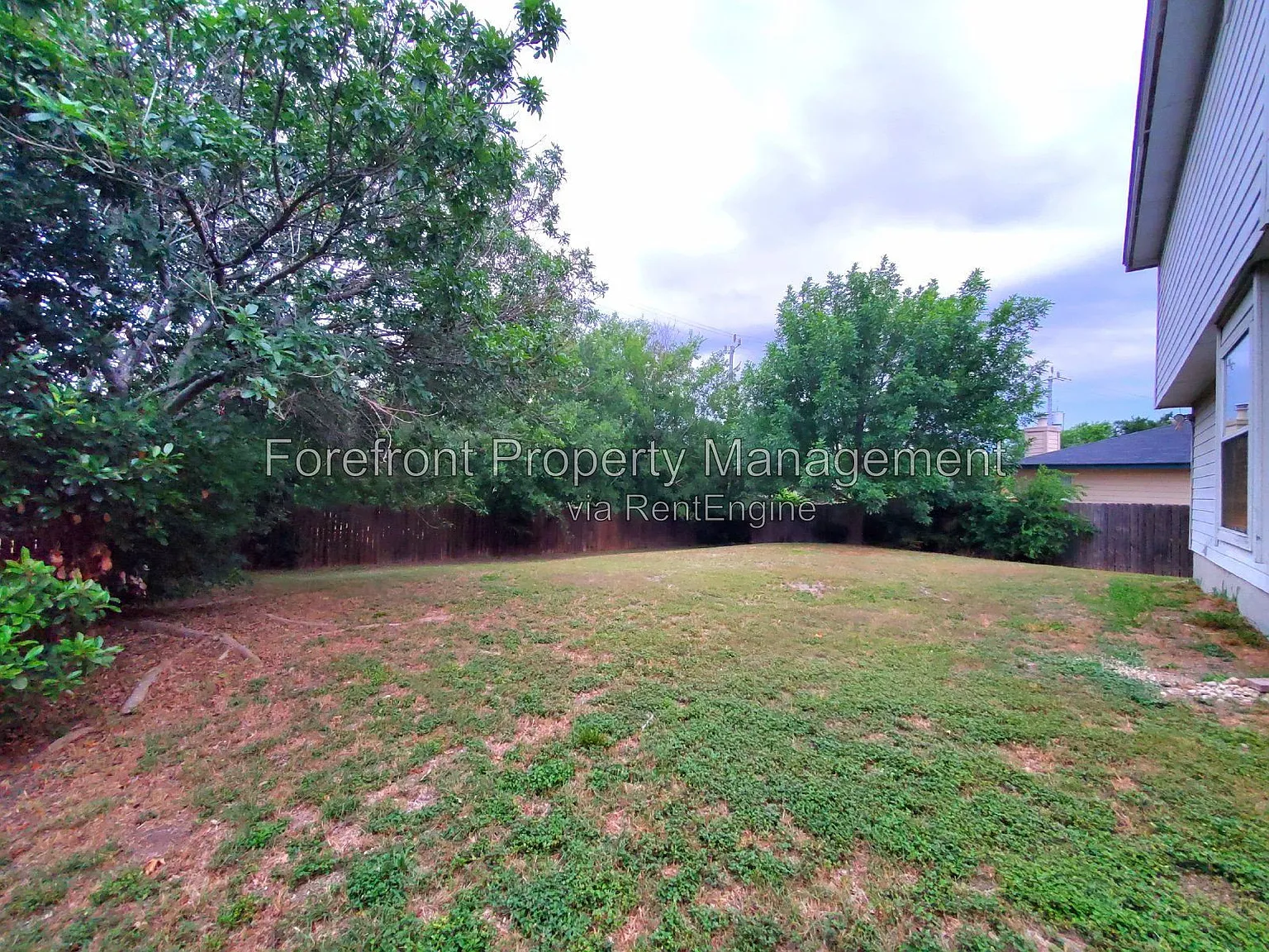 3 bed, 2.5 bath, 1704 sqft, $1,750 — Photo 3